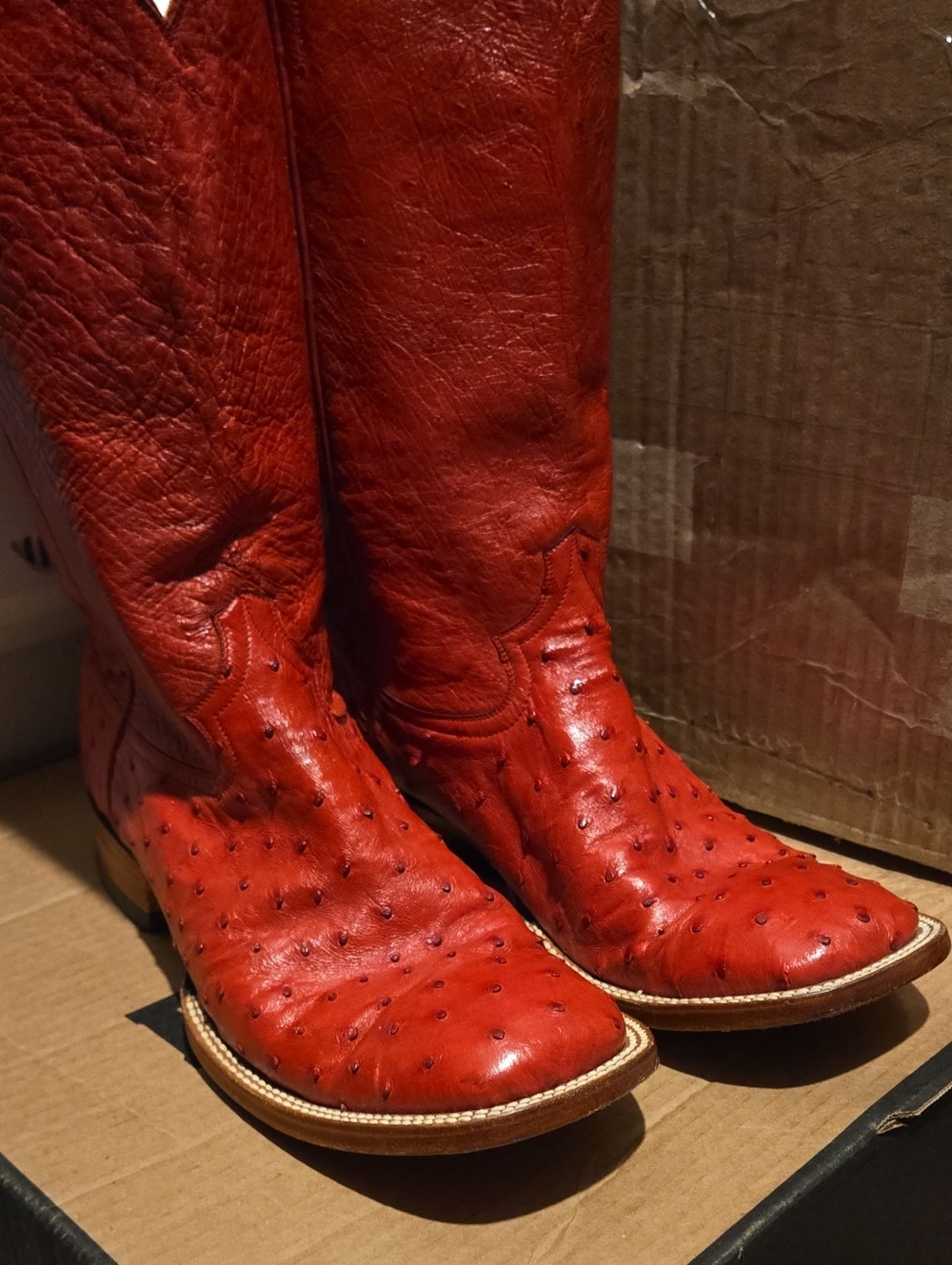 Red Oostrich men's Western Cowboy Boots - Stylish Leather Pull-On
